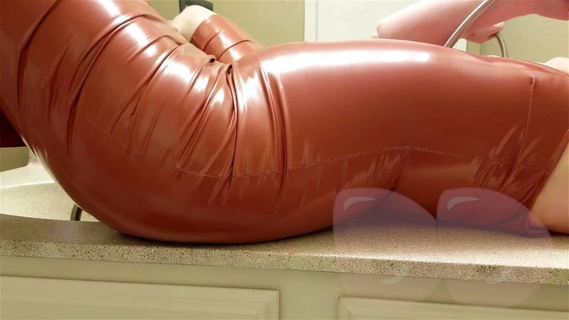 GO SLUT 0F - ORANGE LATEX DRESS BELLY INFLATION 1080P