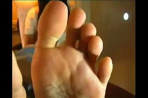 asian feet thumbnail