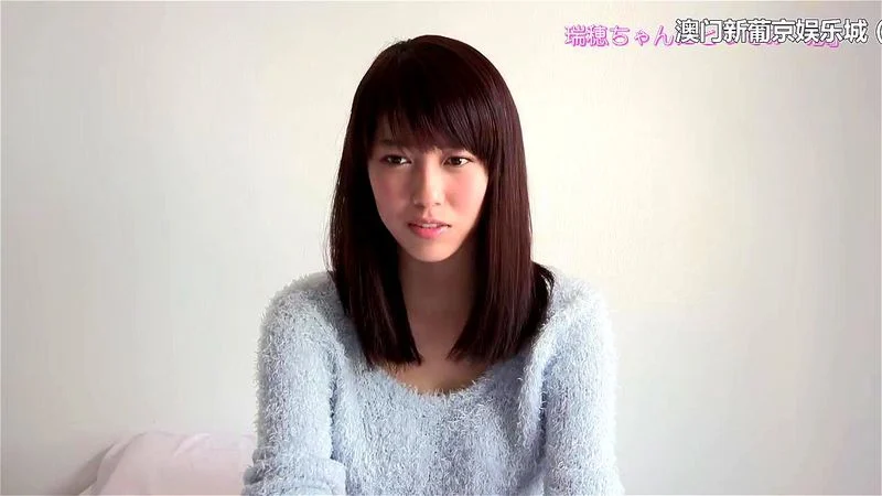 秦瑞穂 Mizuho hata 秦瑞穂 Mizuho hata
