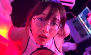 Watch from 0:04:02