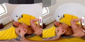 Isabelle deltore  thumbnail