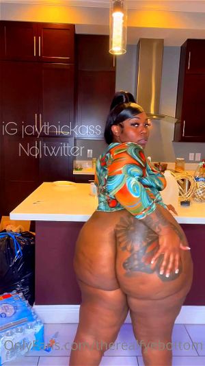 Stunt Huge Ass BBW Favs thumbnail