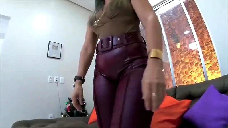 milf latex