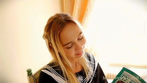Aimee R