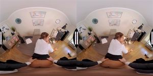 Latina thumbnail