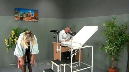 Cunt Spanking - Five Nice Women Get It! Porn - SpankBang