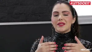 VALENTINA NAPPI thumbnail