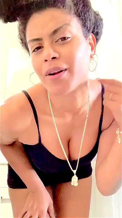❤️ WHO IS THIS BEAUTY ❤️ ❤️ WHO IS THIS BEAUTY ❤️