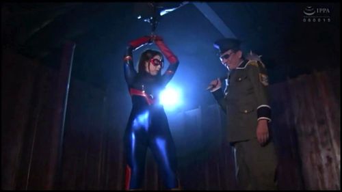 Overconfident Superheroine is easily subdue - Heroine, Superheroine, Bondage Porn - SpankBang