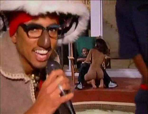 SEX AND THE STUDIO SEX AND THE STUDIO