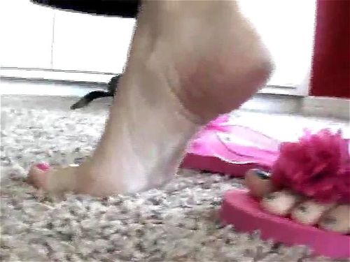 Watch Britney Sweetstinks flop flop pick up - Fansly, Foot Fetish, Vintage Classic Porn - SpankBang