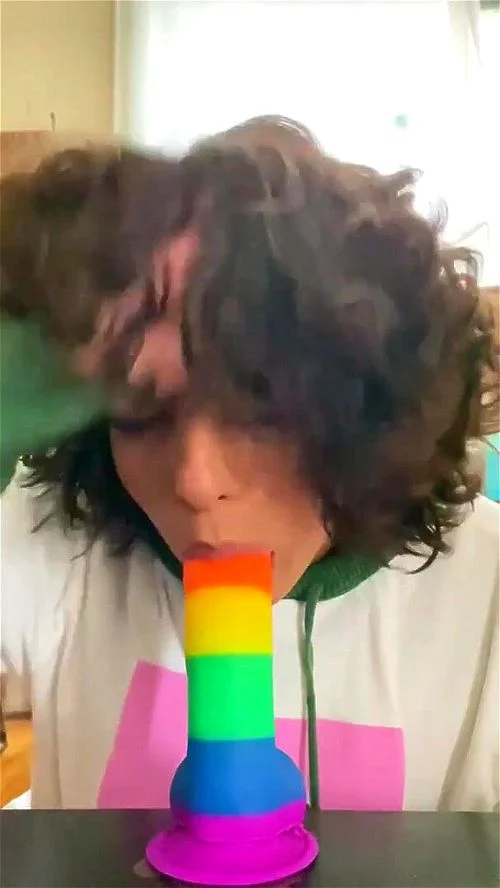 Rainbow blowjob