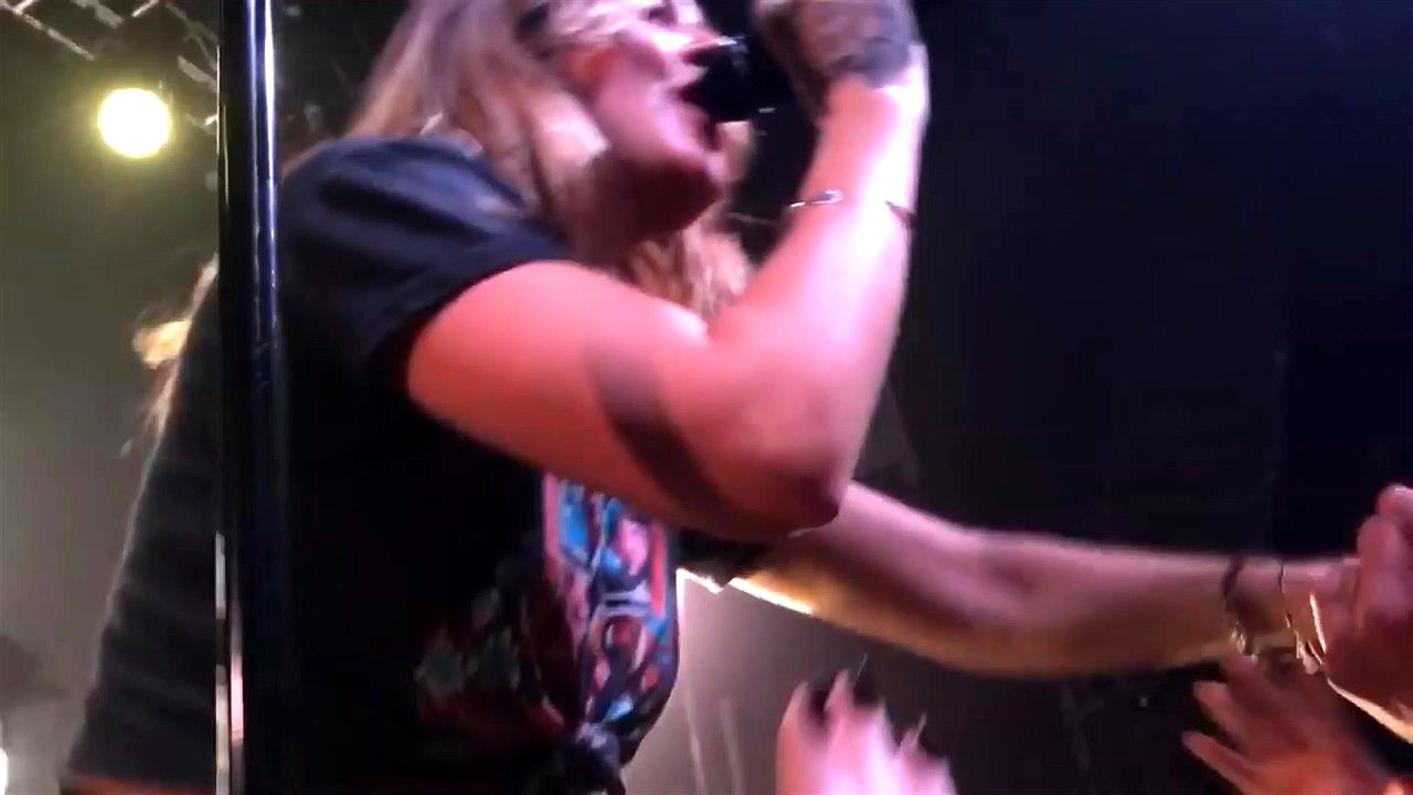 Tove lo flash compilation