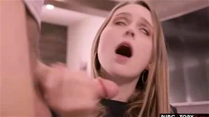 Älskar runka åt sexig fru o ta sperma thumbnail