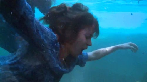underwater catfight 1 - Catfight, Wrestling, Underwater Porn - SpankBang