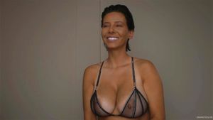 Bra milf thumbnail