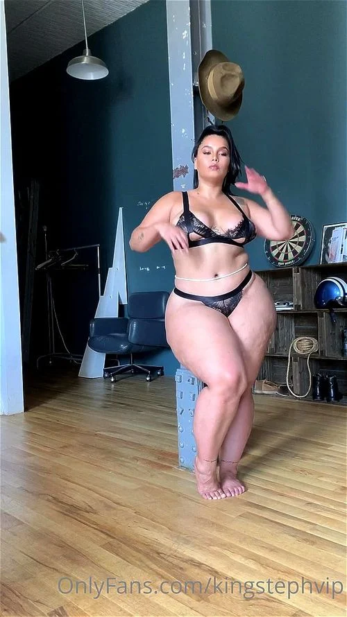 ThickThighs thumbnail