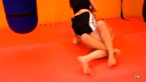 Female Wrestling  การย่อขนาดภาพ