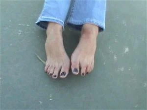 feet miniatura