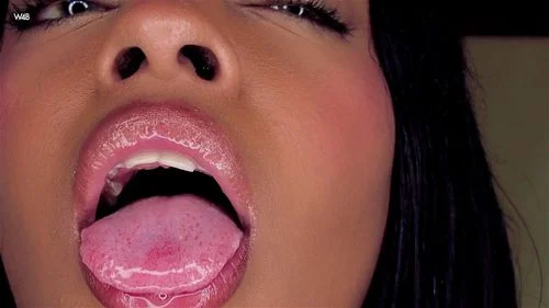 Ebony masturbation