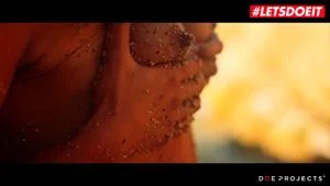 Watch from 0:05:39