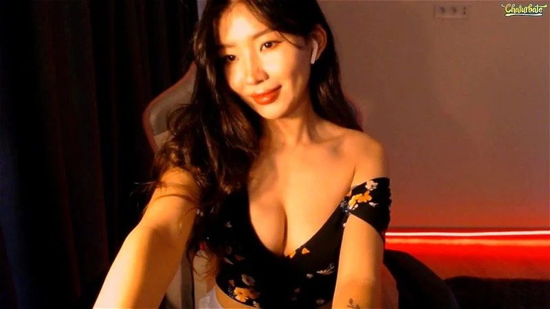cute Asian toys her cunt cute Asian toys her cunt