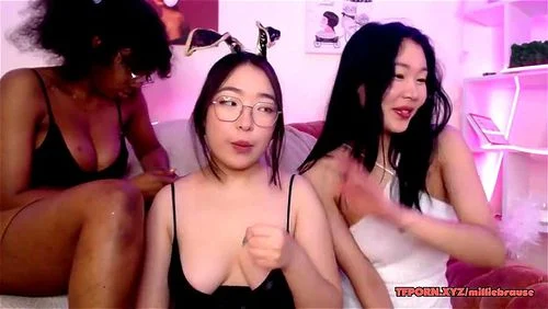 Lesbian Threesome Best Friends - Watch Best friend lesbians threesome - Milliebrause, Asian Lesbian,  Internation College Porn - SpankBang