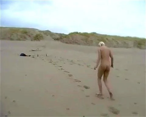 public nudity, exhibitionist, beach, amateur