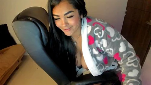 latina, cam, big boobs, big ass