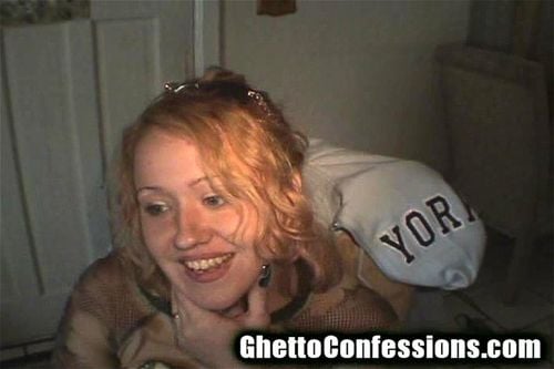 Crack whore takes dick
