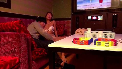 Karaoke Housewives 
