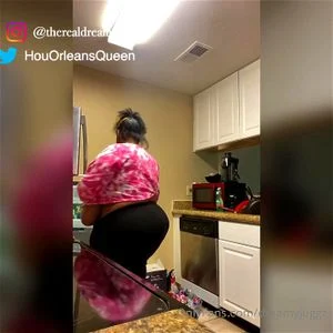 bbw MWK thumbnail