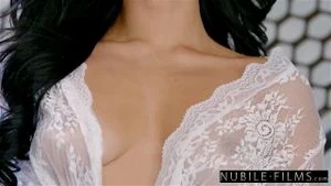 Sexy brunitee thumbnail