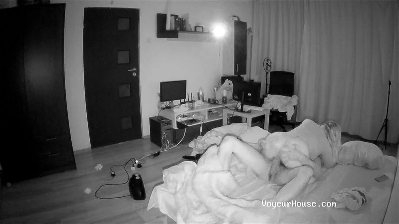 Real couple having late night sex Real couple having late night sex