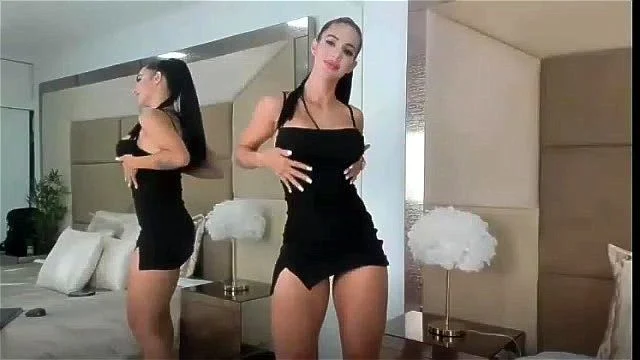 Gabriela sexy hot