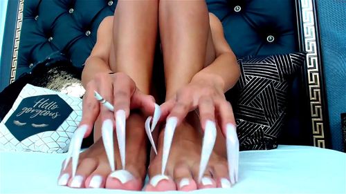 White Toes thumbnail