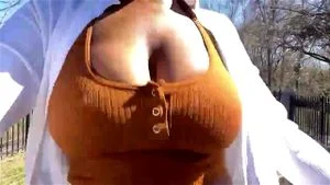 Massive Tits thumbnail