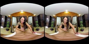 Holly Hendrix thumbnail