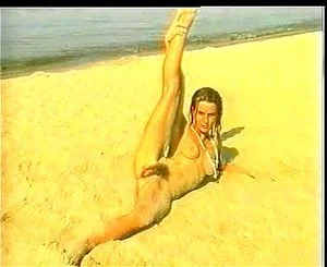 Very Hairy Pussy Beach - Watch Natural Beauty Kama on Beach - Hairy Pussy, Polish Girl, Beach Nudist  Porn - SpankBang