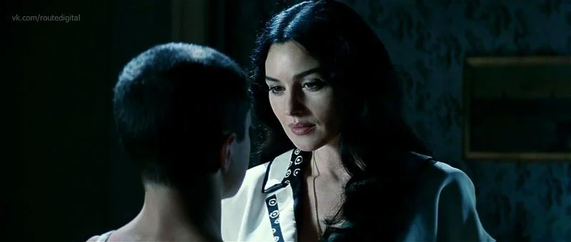 Monica Bellucci Nudes Hot Malena (2000)