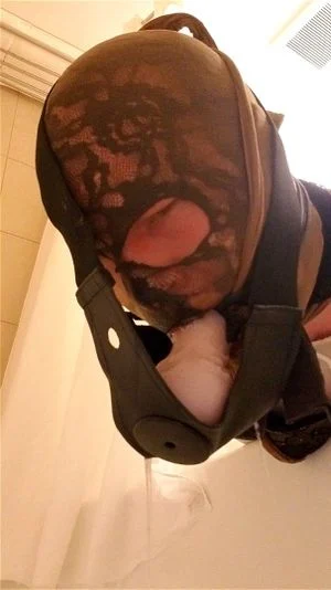 Sissy crossdresser throat training