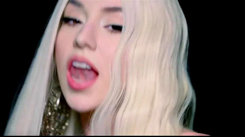 Ava Max - My Head & My Heart with Sarah Vandella PMV by IEDIT