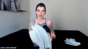 Watch from 0:03:04