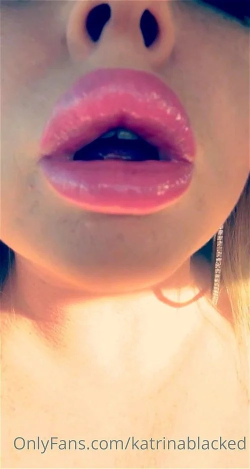 lips, solo, big tits, blonde