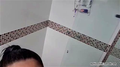 Martina Smith bañandose con su amiga - Gay, Culona, Fansly Porn - SpankBang