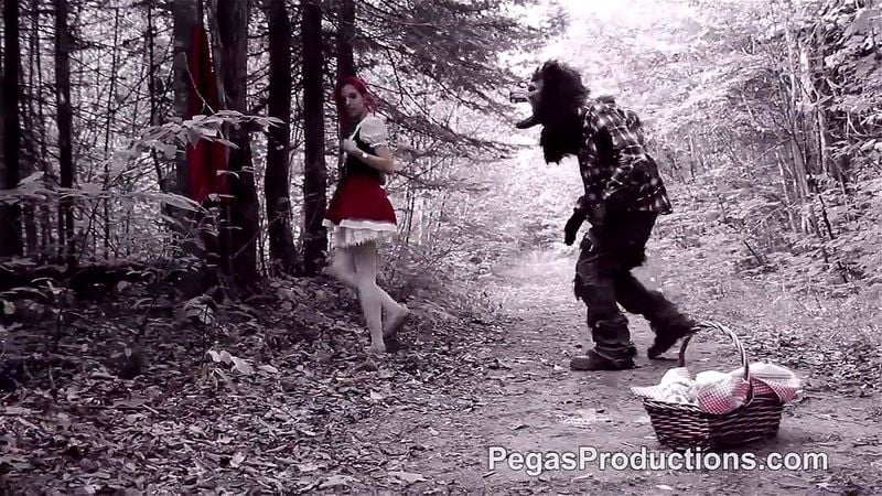 Lil Red Riding Slut Lil Red Riding Slut