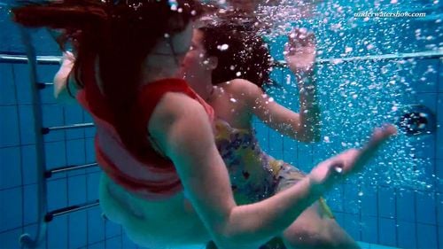 pool lesbians, public, Underwater Show, babe