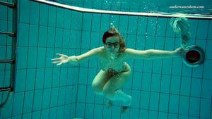 UNDERWATERSHOW thumbnail