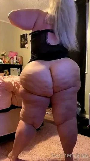 Huge booty white thumbnail