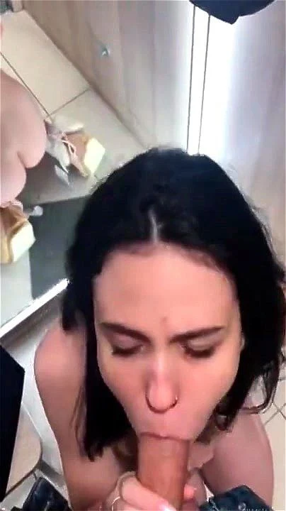Whore Teen Gets Facial at First Date (Check Description)